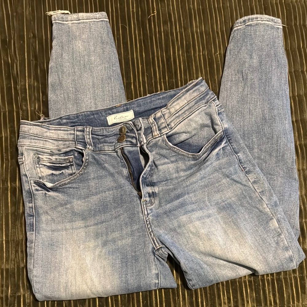 KanCan Women's Light Wash Skinny Jeans high rise distressed ankle  30